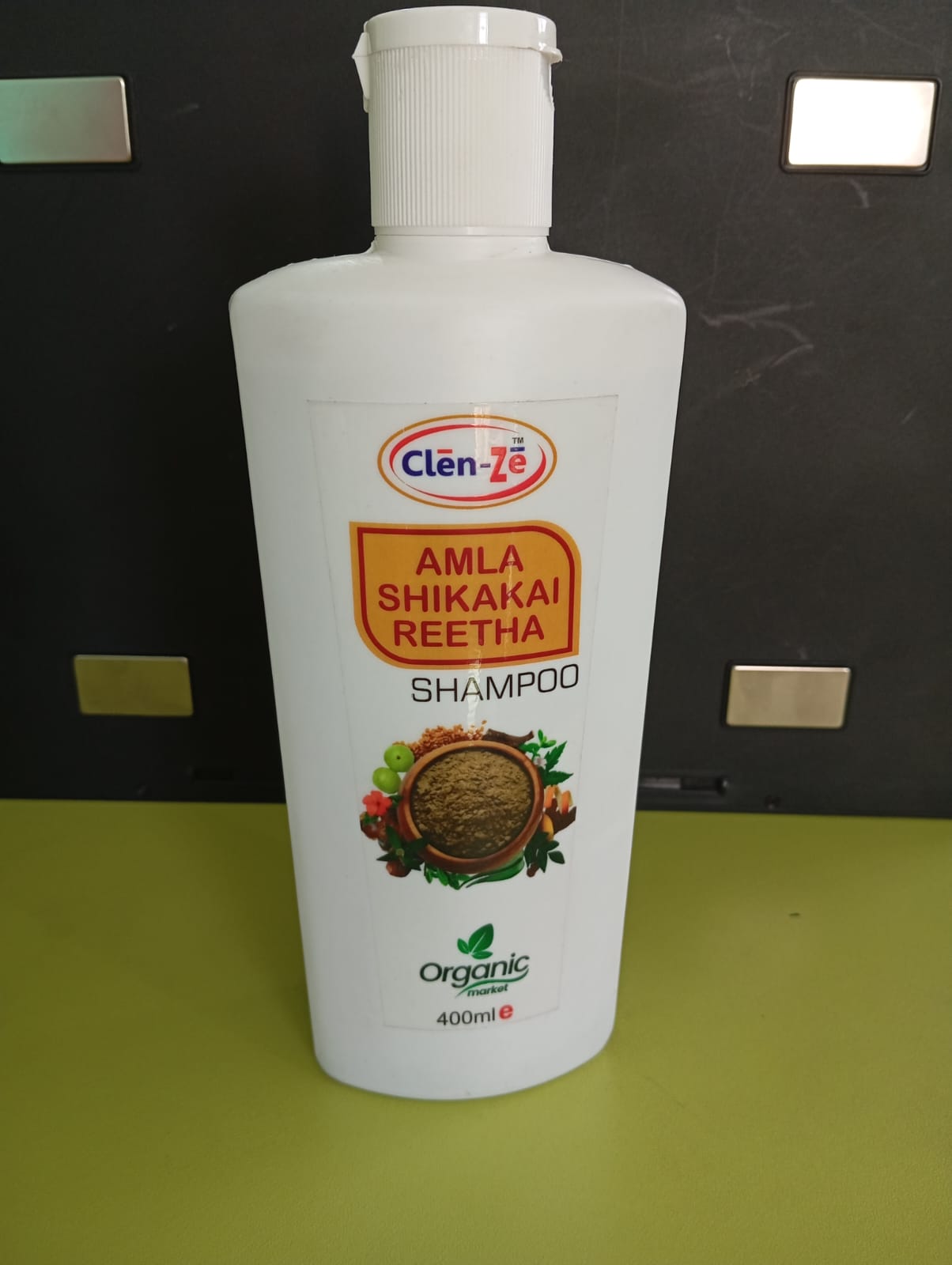 ClenZe Amla Sekakai Reetha Shampoo – Herbal Hair Care Powerhouse